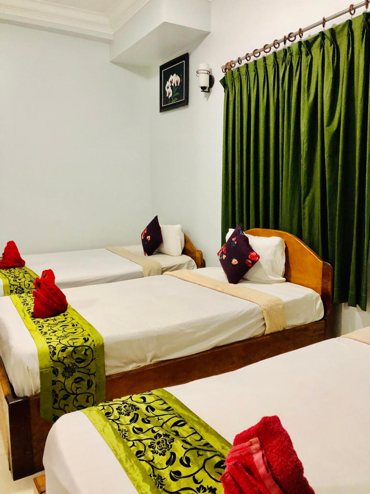 Golden Papaya Guesthouse Siem Reap Exterior foto